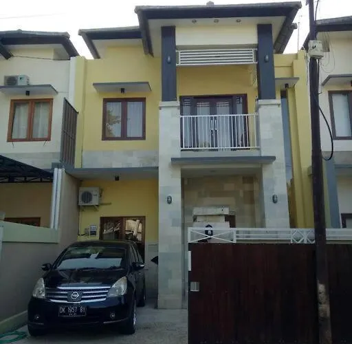 別荘 Tambak Sari